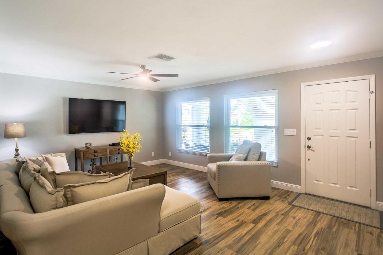 Naples Home With Lanai And Pool Near Vanderbilt Beach! 외부 사진
