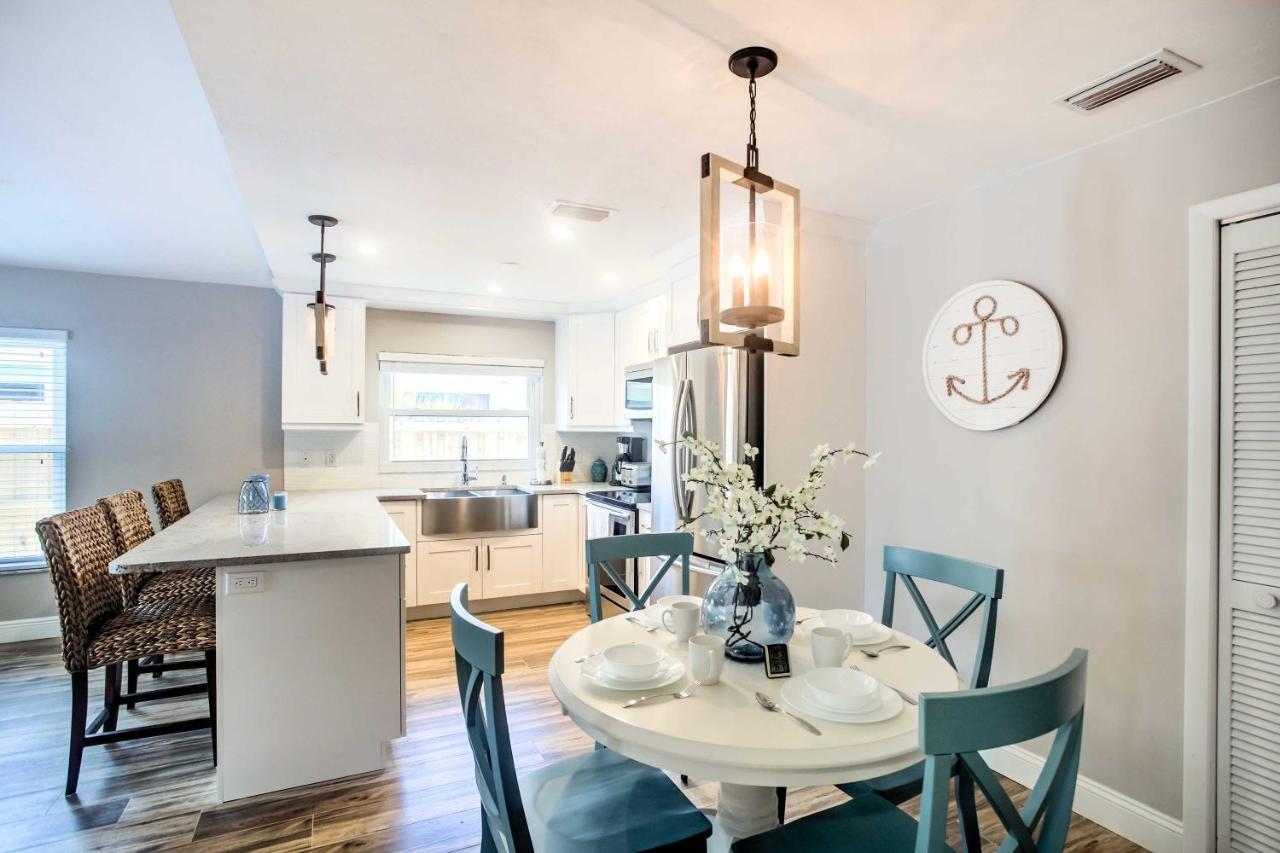 Naples Home With Lanai And Pool Near Vanderbilt Beach! 외부 사진