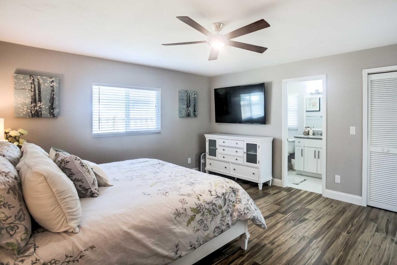 Naples Home With Lanai And Pool Near Vanderbilt Beach! 외부 사진